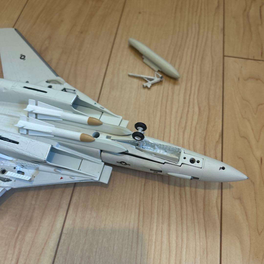 F-14 1/72スケール プラモデル