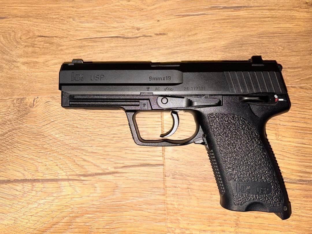 ガスブローバック USP エアガン 18禁