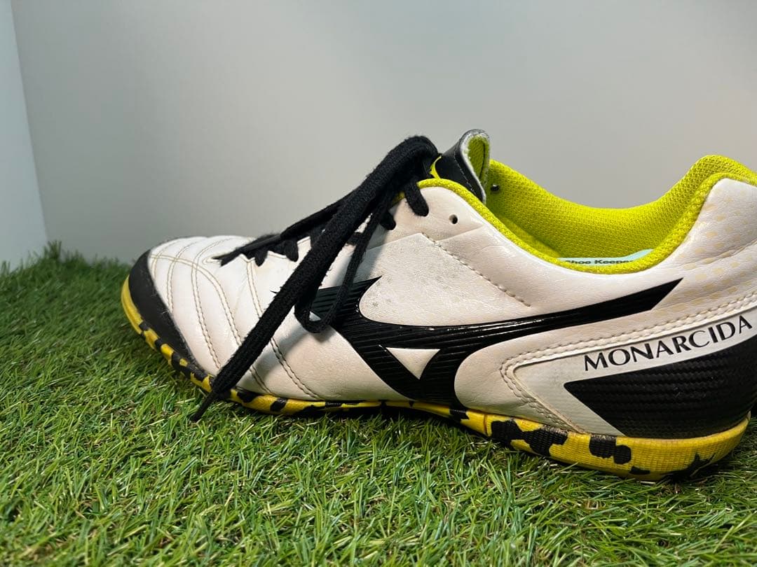 MIZUNO ミズノ　モナルシーダ　トレーニングシューズ