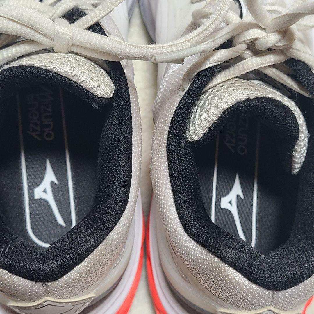 MIZUNO ミズノ　ウェーブファング　2 　23.5 バドミントン　シューズ