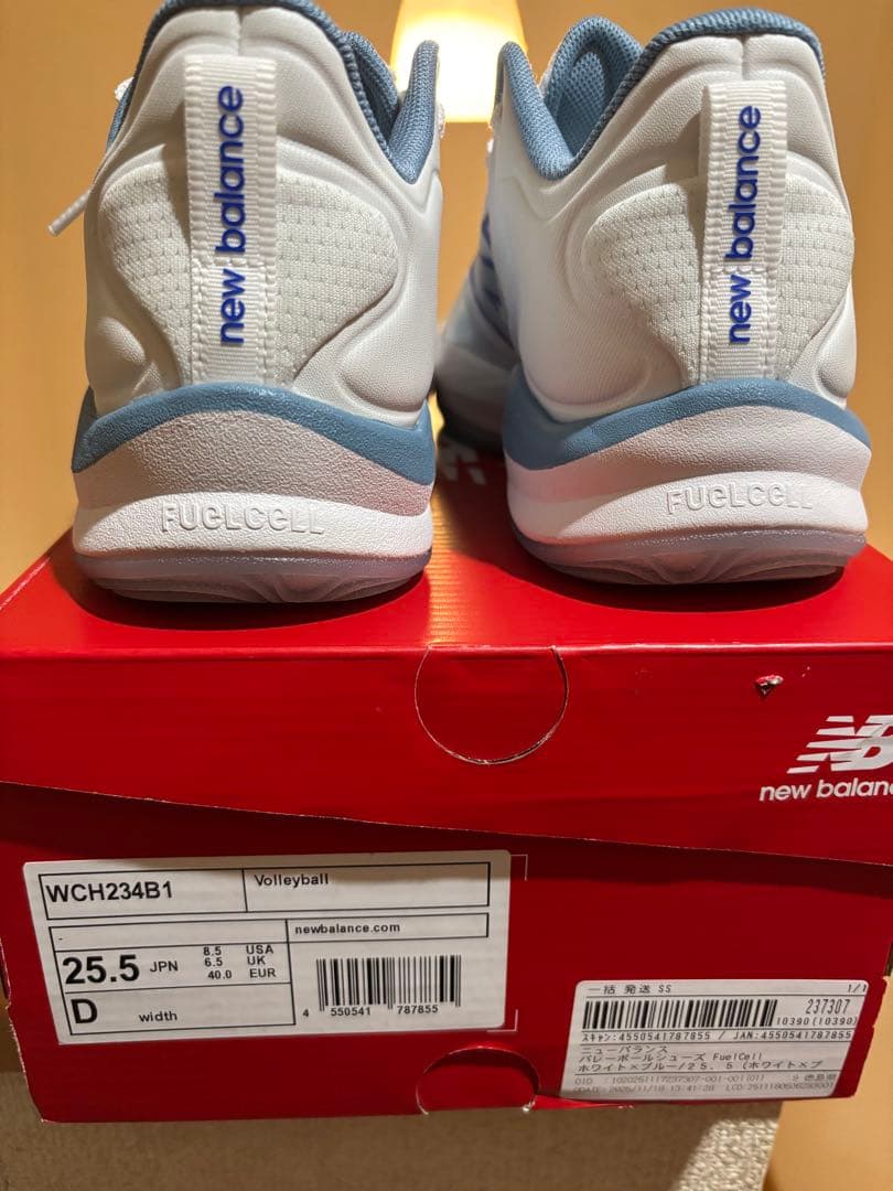 New Balance バレーボールシューズ ホワイト/ブルー