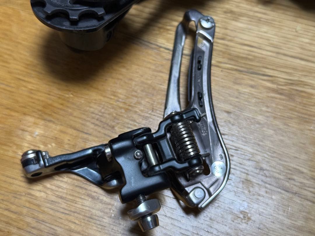 激安！DURA ACE r9100 9000シフトセット　ブラケット新品