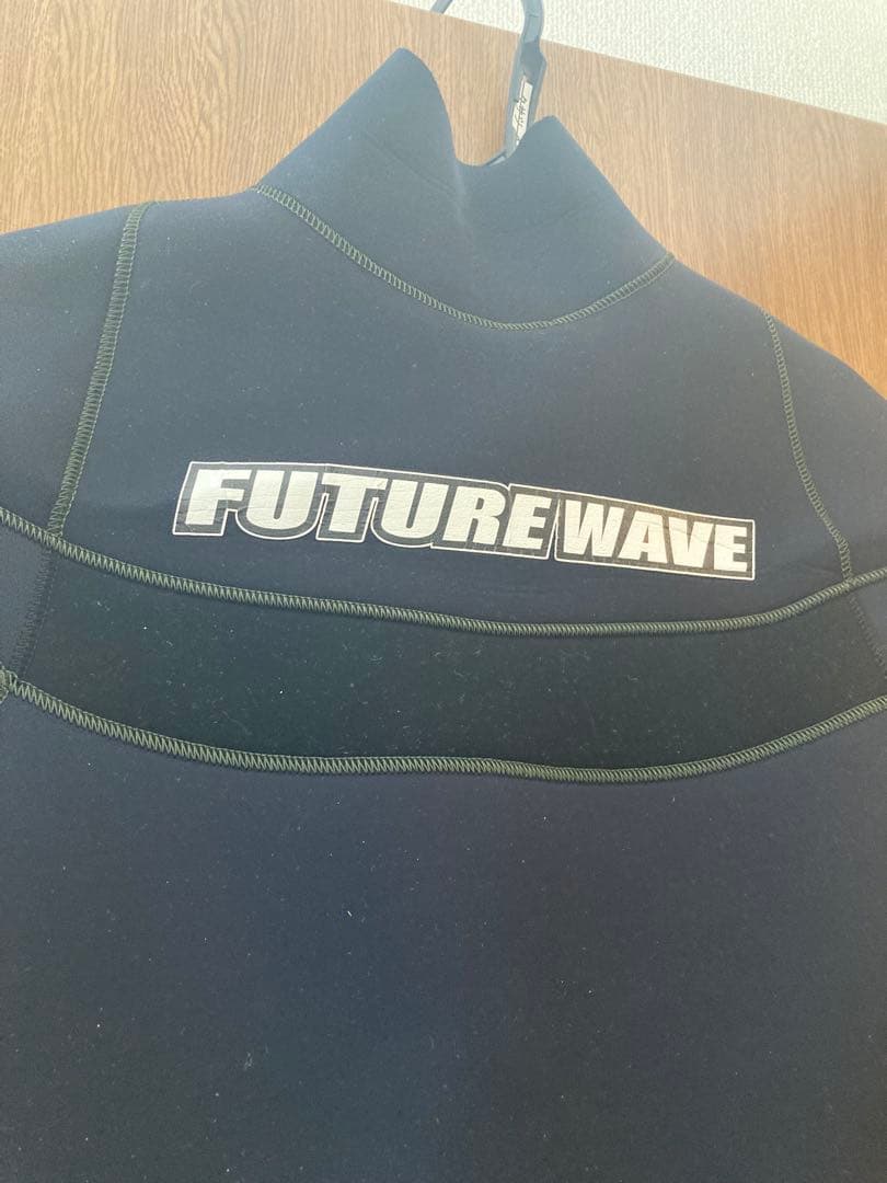 future フルスーツ ウェットスーツ ブラック　M
