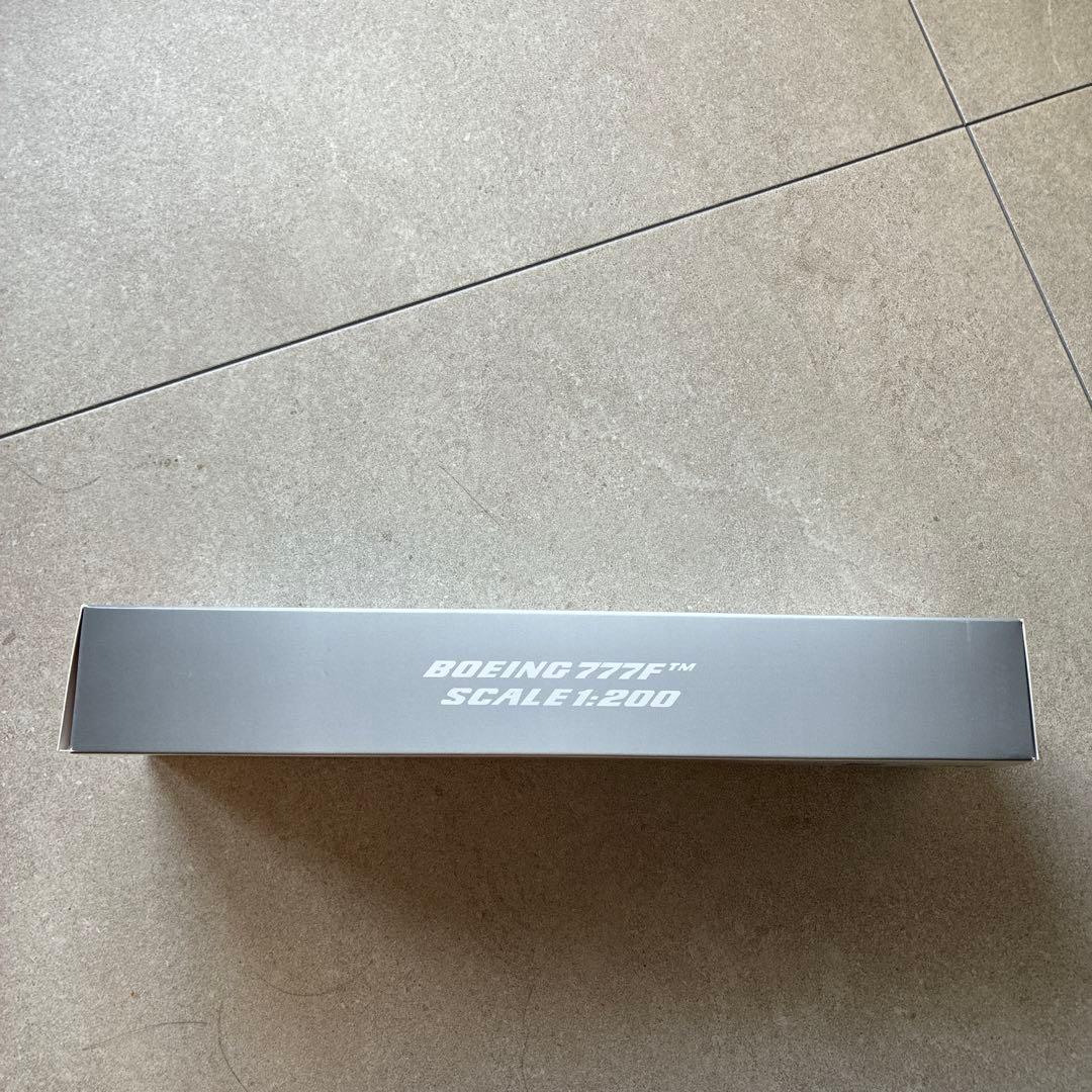 Korean Air Boeing 777F スケール1:200 新品　模型