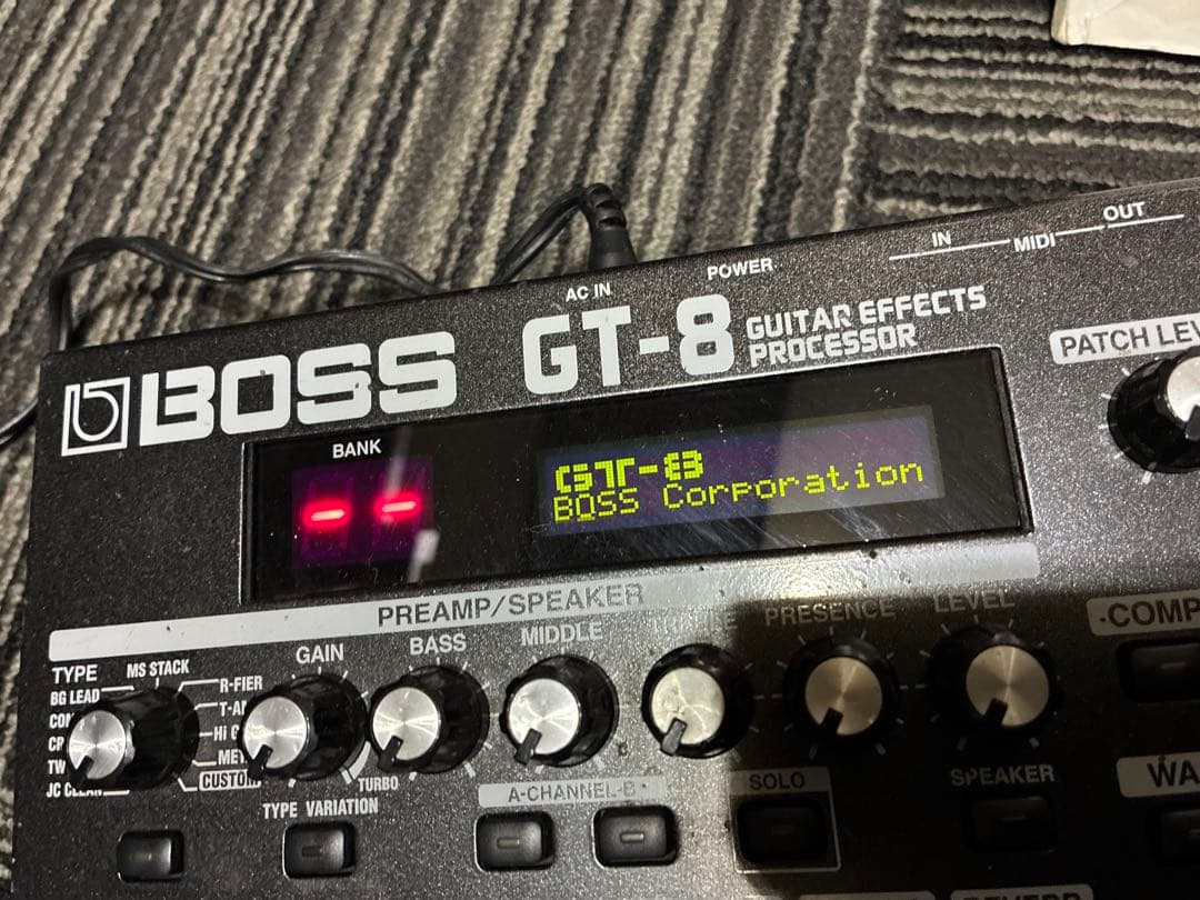 【ソフトケース付き】BOSS GT-8 マルチエフェクター 動作良好