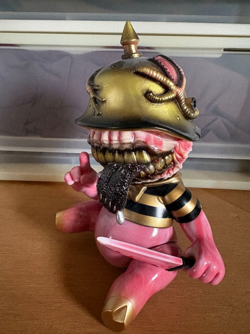 blackbook toy hateballums　当選品　ソフビ