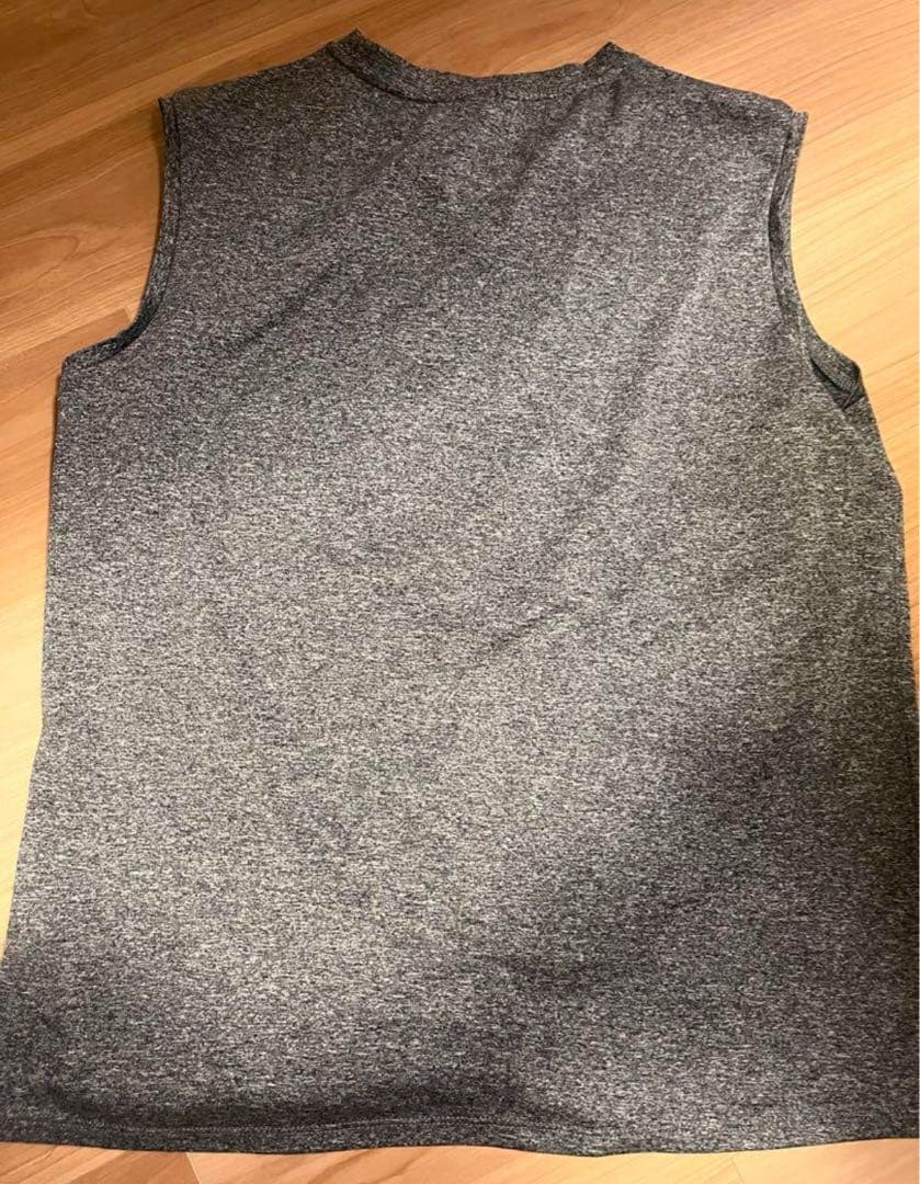 エルドレッソ　タンクトップ　ノースリーブ