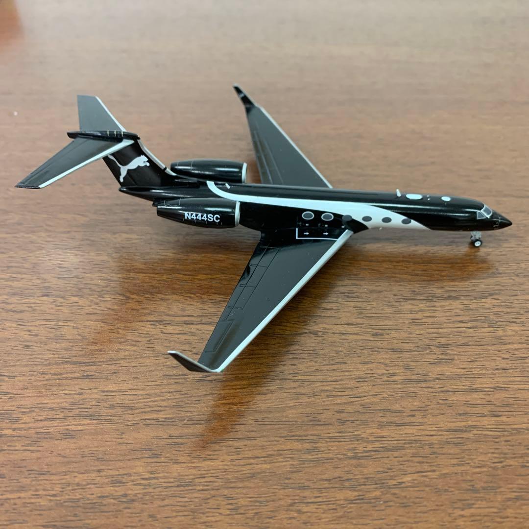 ❶　JC WINGS　1/200　ガルフストリーム G550 N444SC