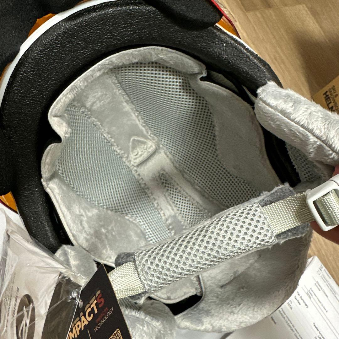 ク*ロ様 スキー、スノボヘルメットROSSIGNOL impacts ヘルメット