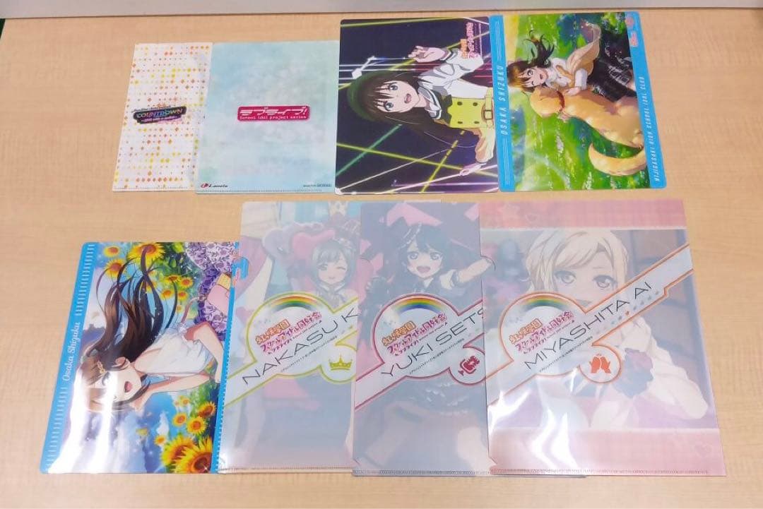 ❶ 虹ヶ咲学園スクールアイドル同好会 クリアファイル 下敷き 大量 まとめ売り