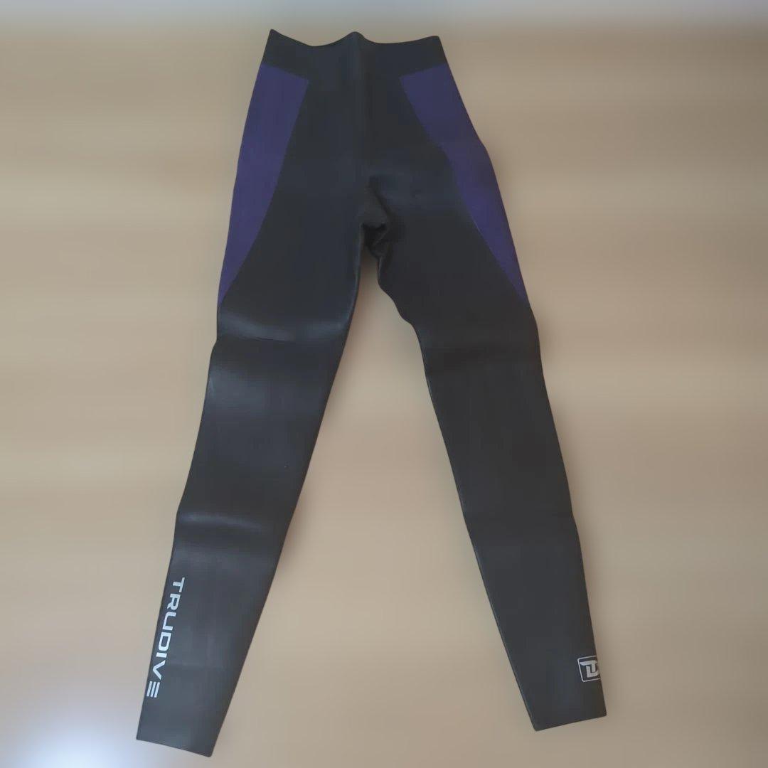 TRUDIVE フルスーツ LTT 黒と紫