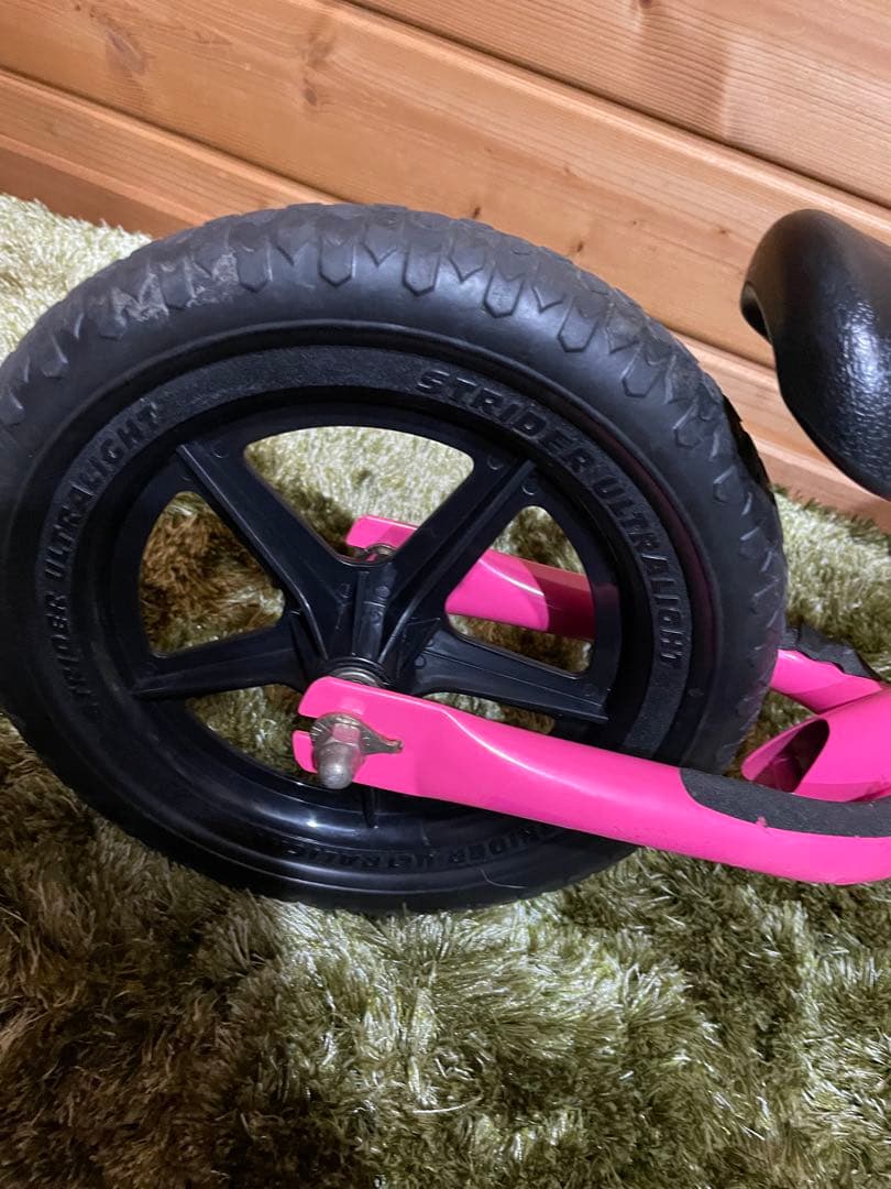 ストライダー　スポーツ　日本正規品　キックバイク