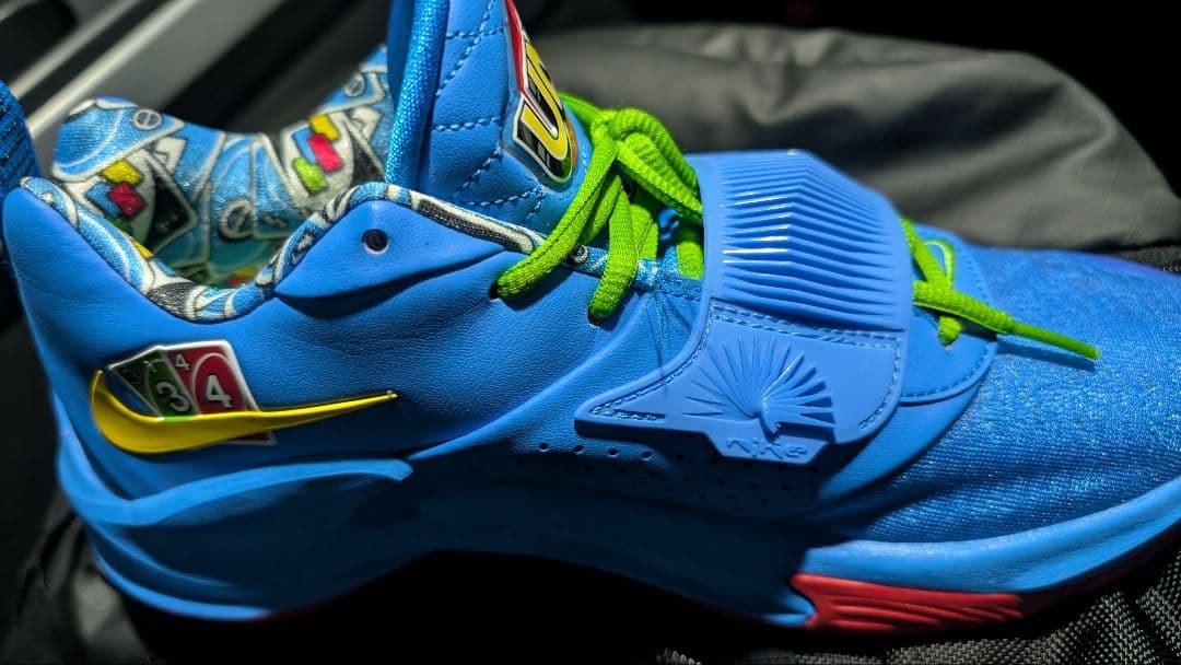 NIKE ZOOM freak 3 unoバスケットシューズ