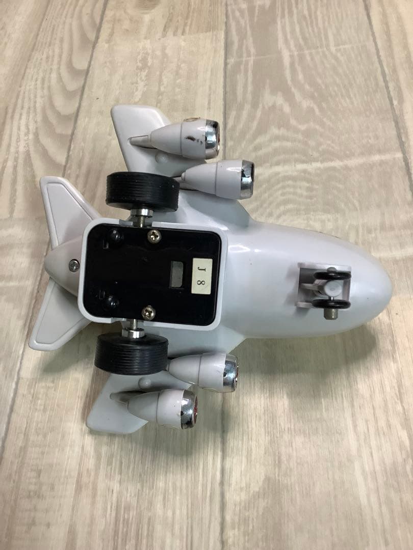 トミカキッズ　ポケモン全日空飛行機ラジコン&プルバックカー飛行機