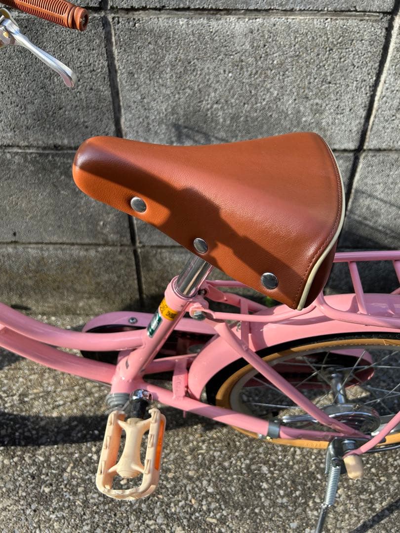 【都内直渡し】ブリヂストンハッチ　16インチ　ピンク　4-7歳　補助輪付き