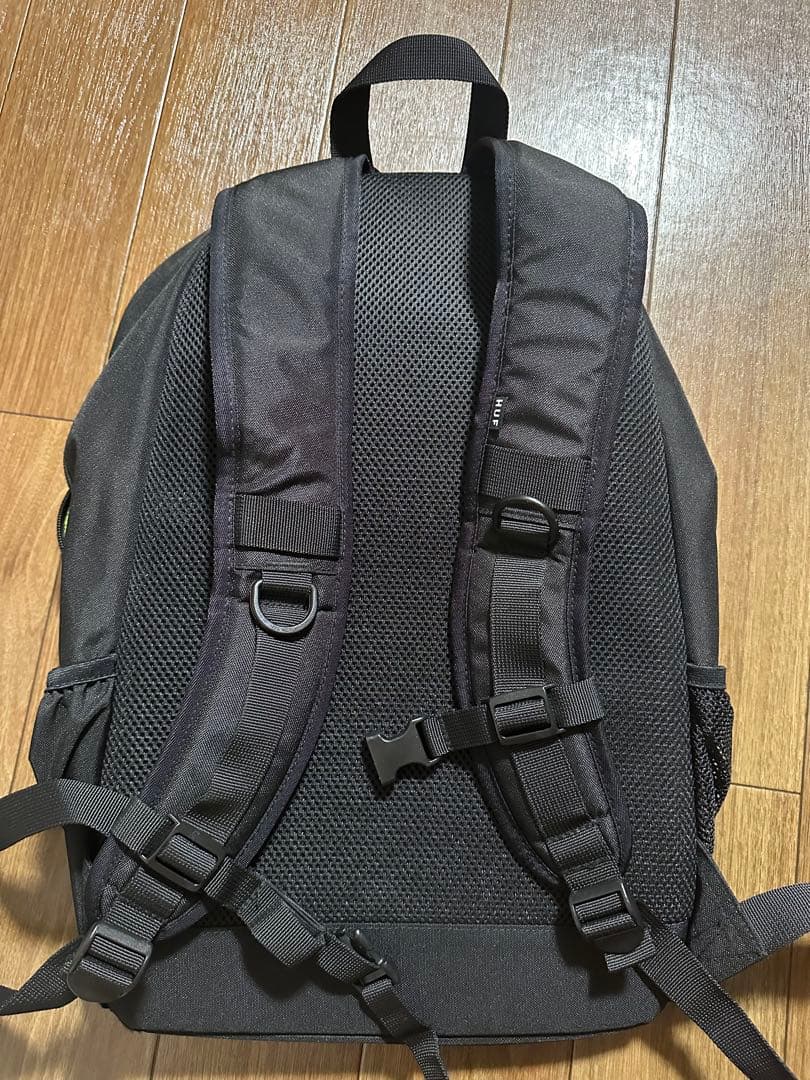 HUF ブラックリュック