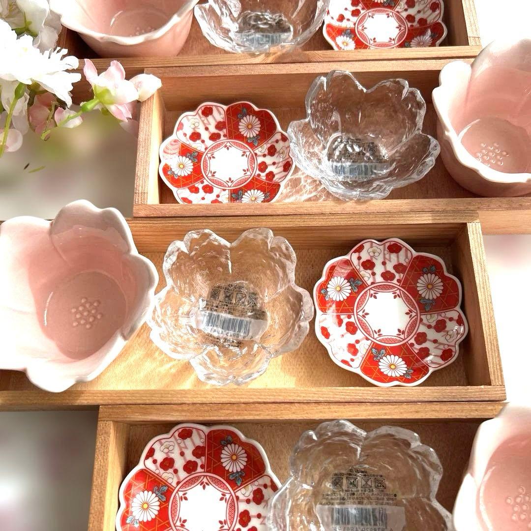 4名様セット　おもてなし　木製トレー付き　16点　桜　ひなまつり　晴れの日　豆皿