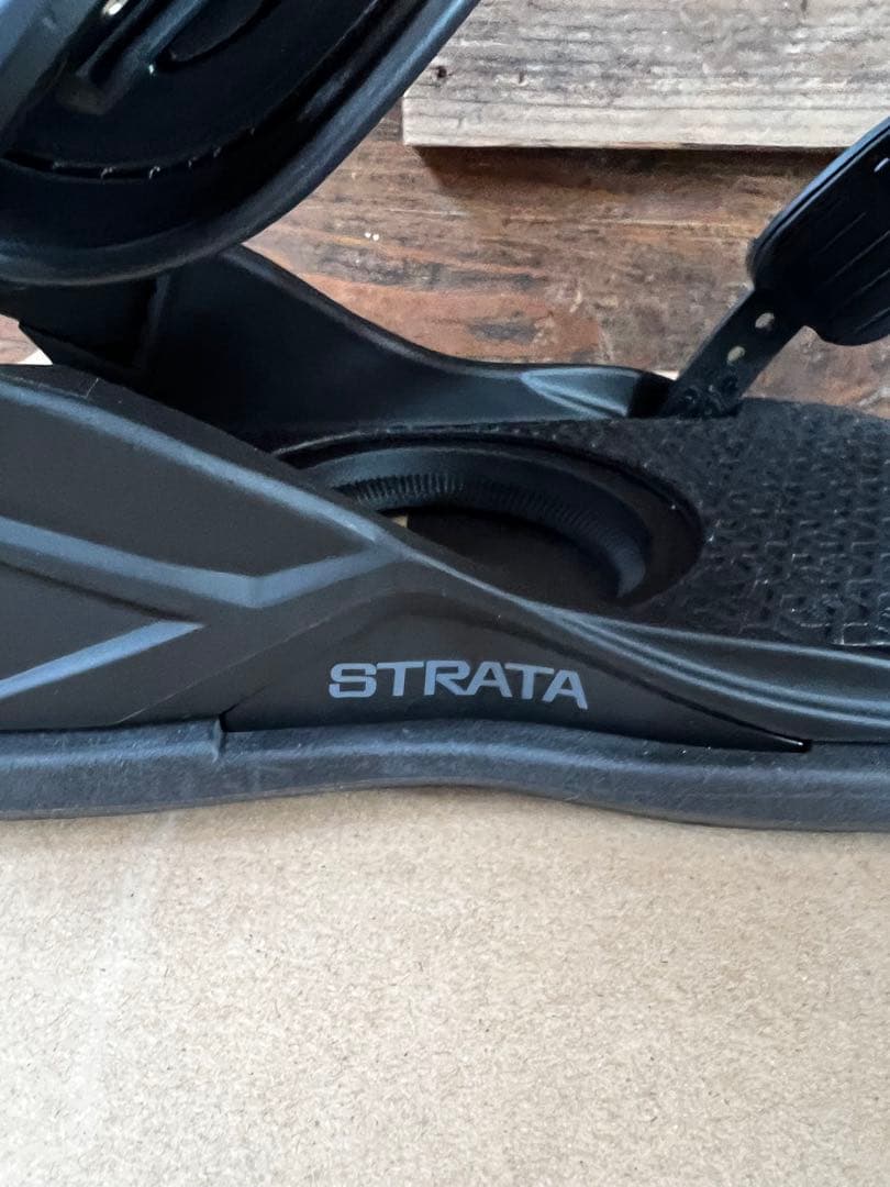 c*n様 新品　UNION STRATA ビンディング ブラック S 24-25
