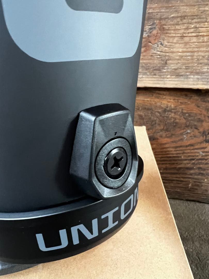 c*n様 新品　UNION STRATA ビンディング ブラック S 24-25