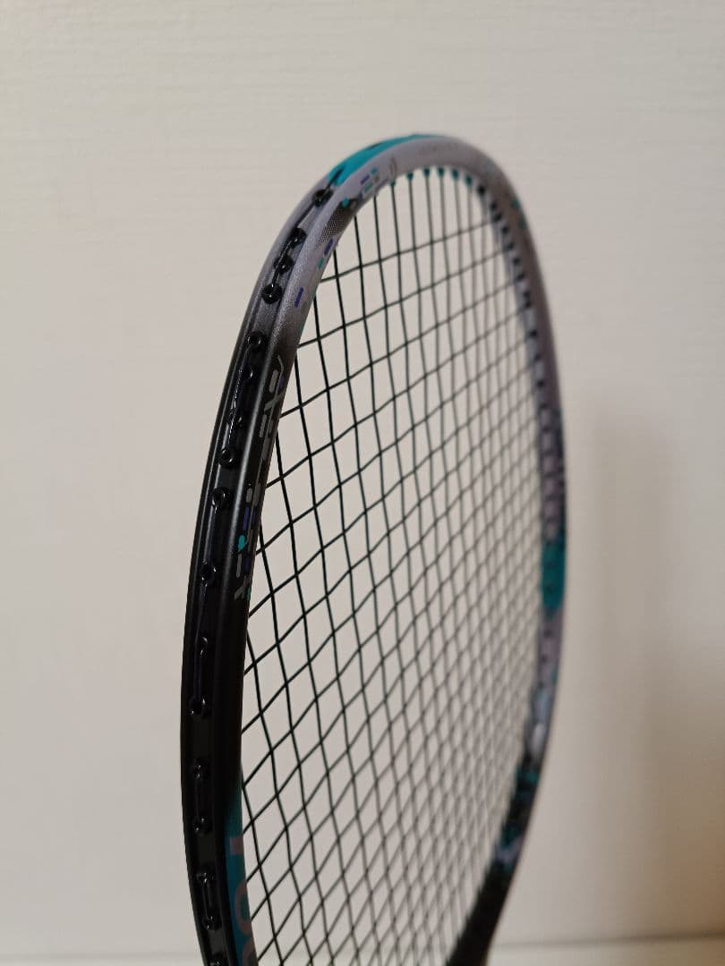 【ほぼ新品】YONEX　ASTROX 88D TOUR