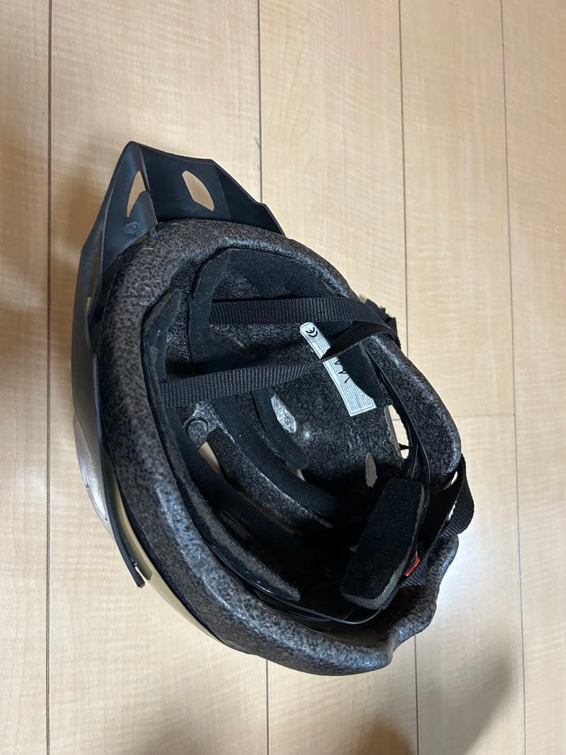 HenshinBike スタンド　ヘルメット付き