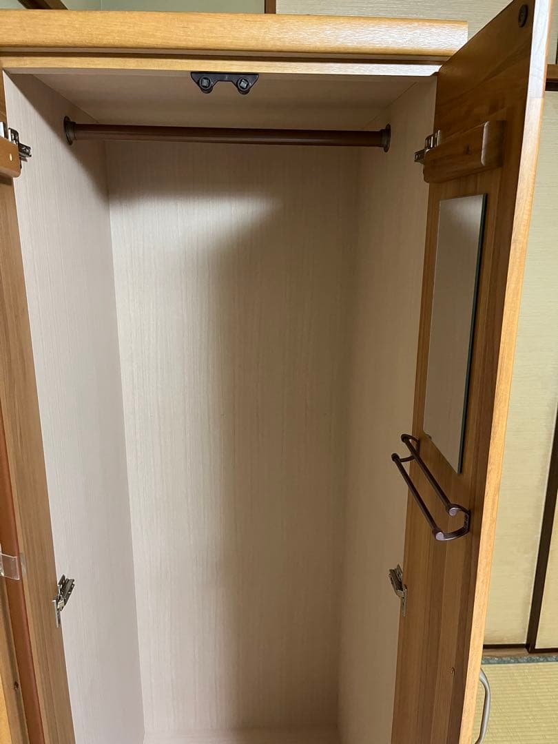 日本製　2枚扉　タンス