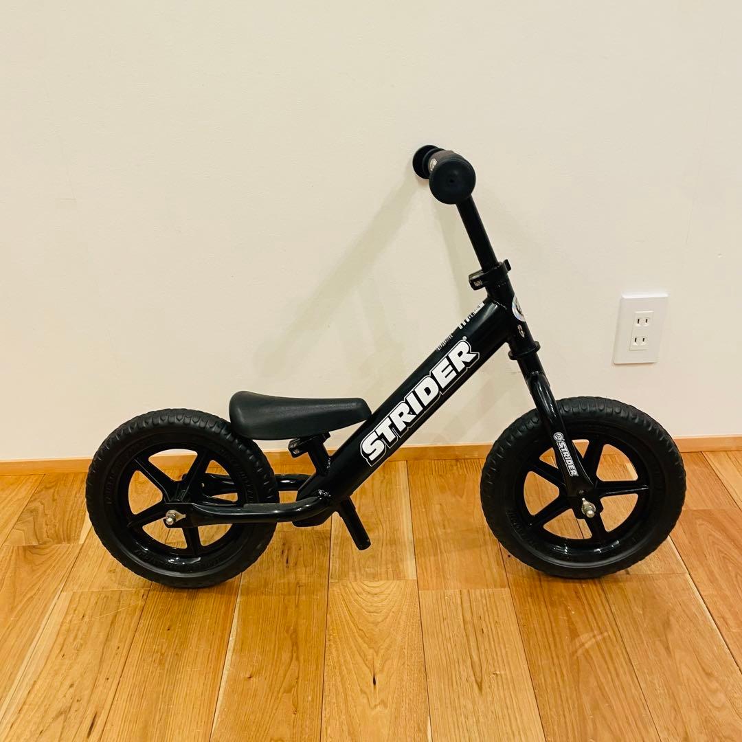 良品 ストライダー スポーツ バランスバイク 12インチ ブラック 黒