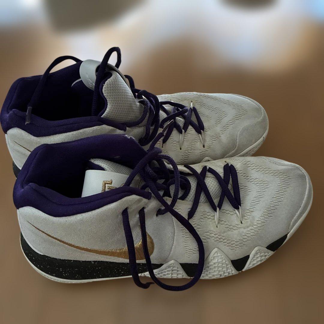 早い者勝ち‼️Nike Kyrie 4 バスケットボールシューズ