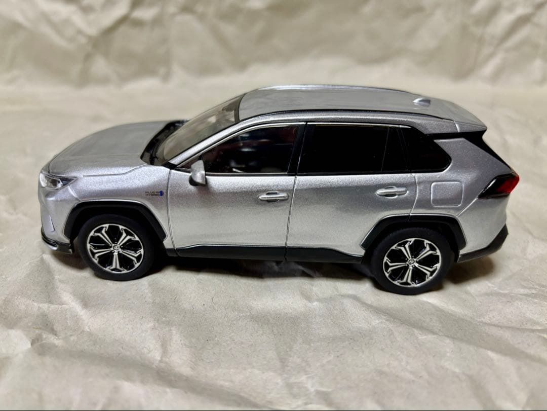 旧型RAV4 PHV カラーサンプル ミニカー シルバーメタリック 専用箱付