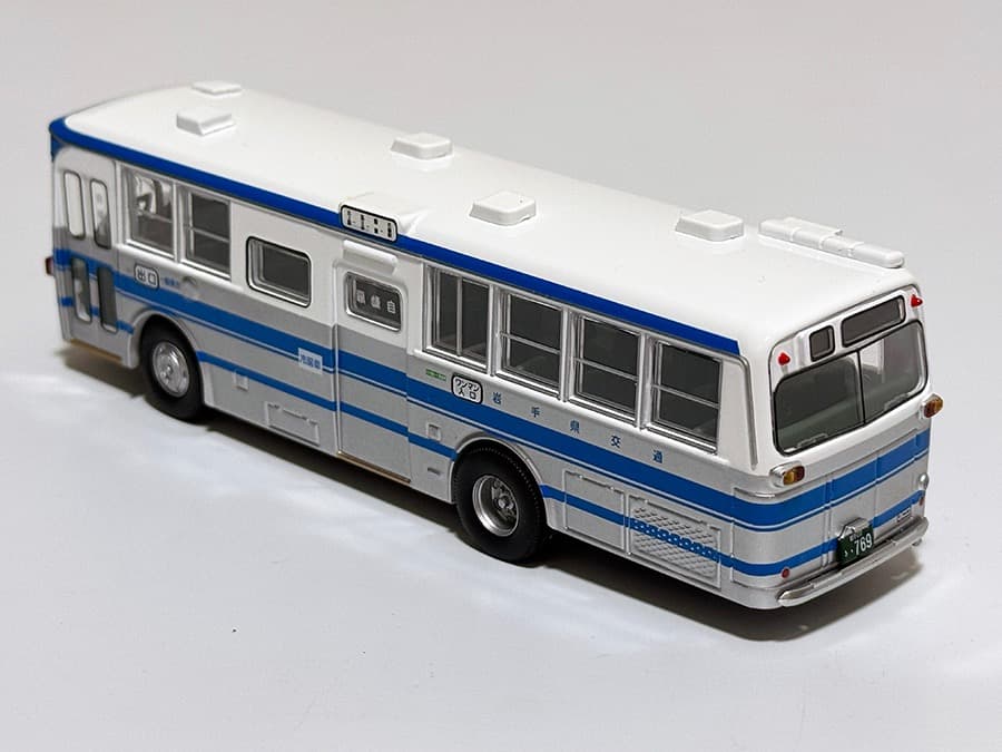 トミカリミテッドヴィンテージ LV-N09b いすゞBU04型バス(岩手県交通)