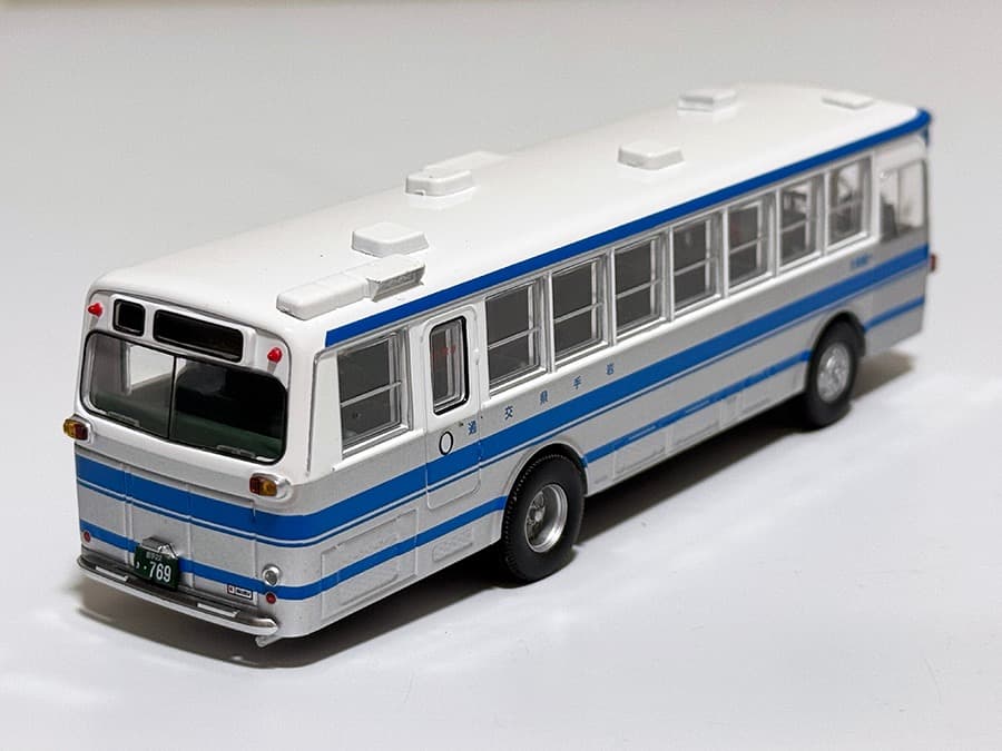 トミカリミテッドヴィンテージ LV-N09b いすゞBU04型バス(岩手県交通)