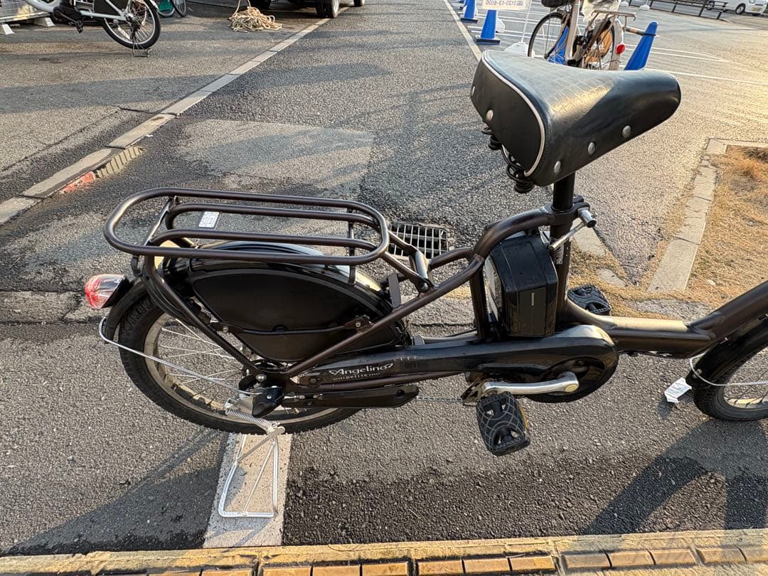中古20㌅ブリヂストン電動アシスト自転車　12.8Ah 大阪　021番