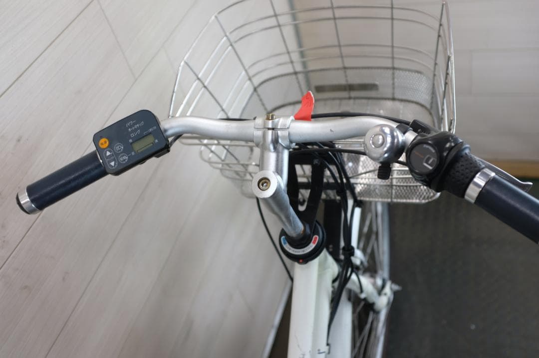 LOUIS GARNEAU　　26インチ　3段　13.2Ah（5点灯）充電器あり