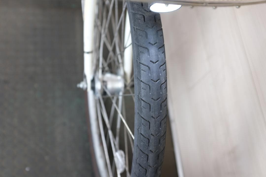 LOUIS GARNEAU　　26インチ　3段　13.2Ah（5点灯）充電器あり