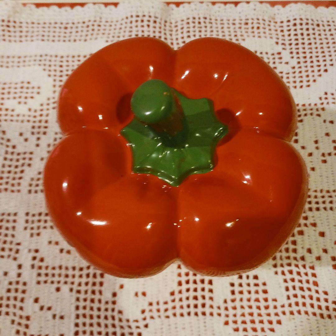 p*ん様 内藤ルネ貯金箱 パプリカ