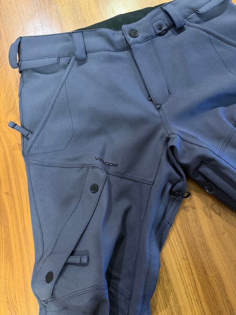 VOLCOM スノボーウェア ズボン