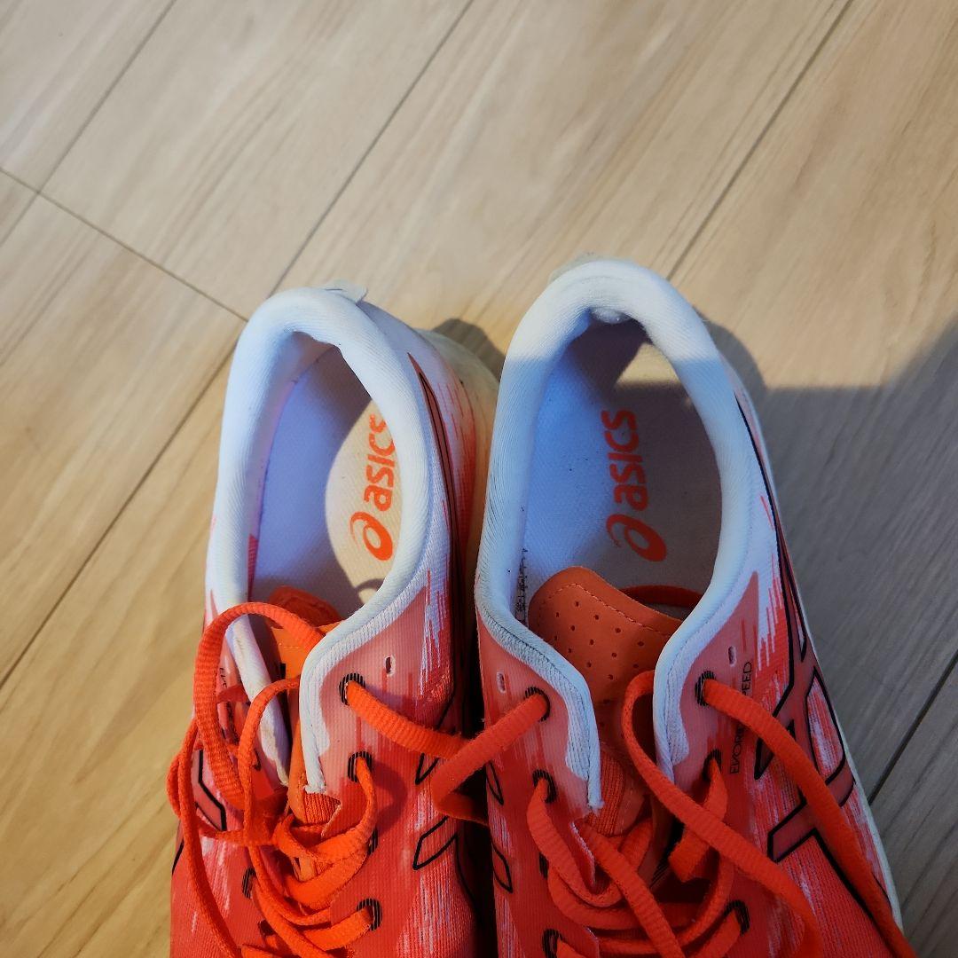 ３足で　asics ランニングシューズ オレンジ