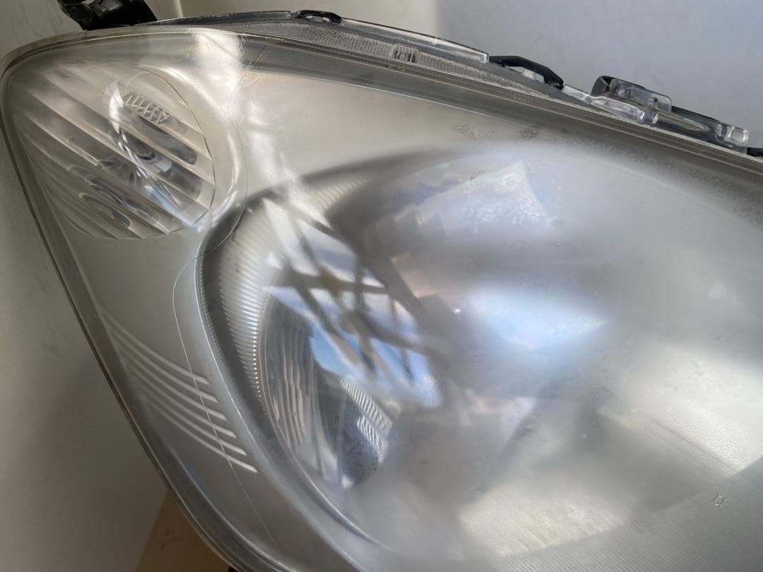 ホンダ フィット GE6 / GE7 / GE8 純正ヘッドライト左右セットです
