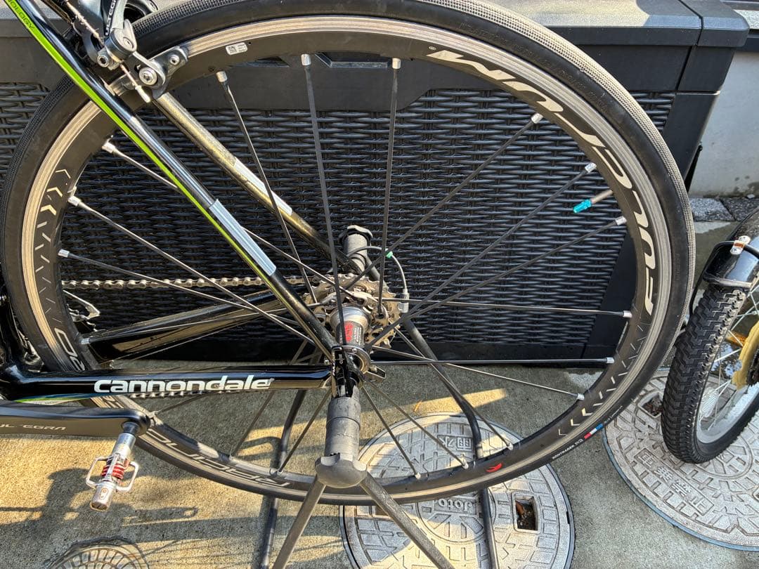 Cannondale SuperSix ロードバイク発送はできません。
