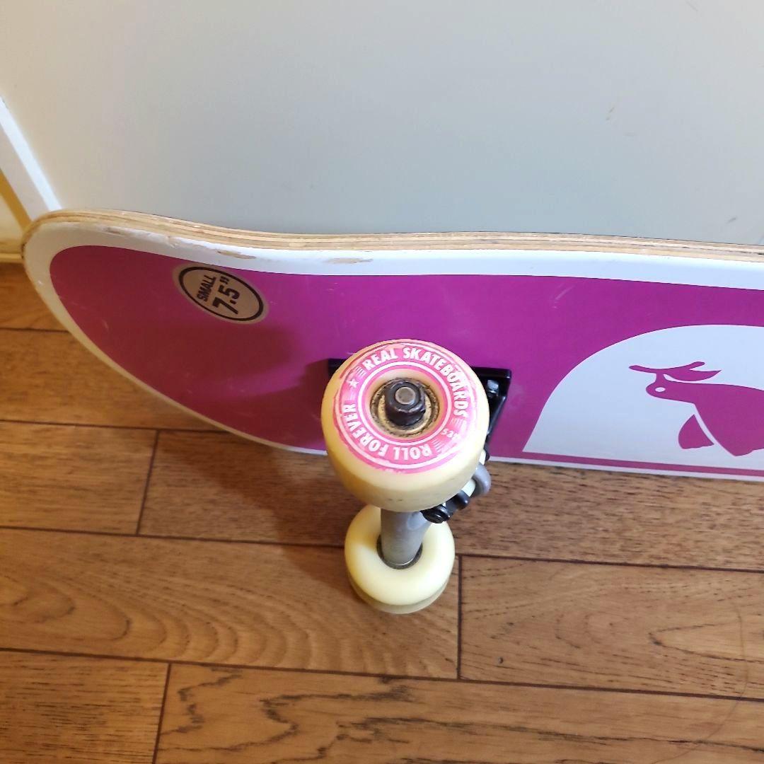 REAL SKATEBOARDS コンプリートスケートボード ストリートリアル