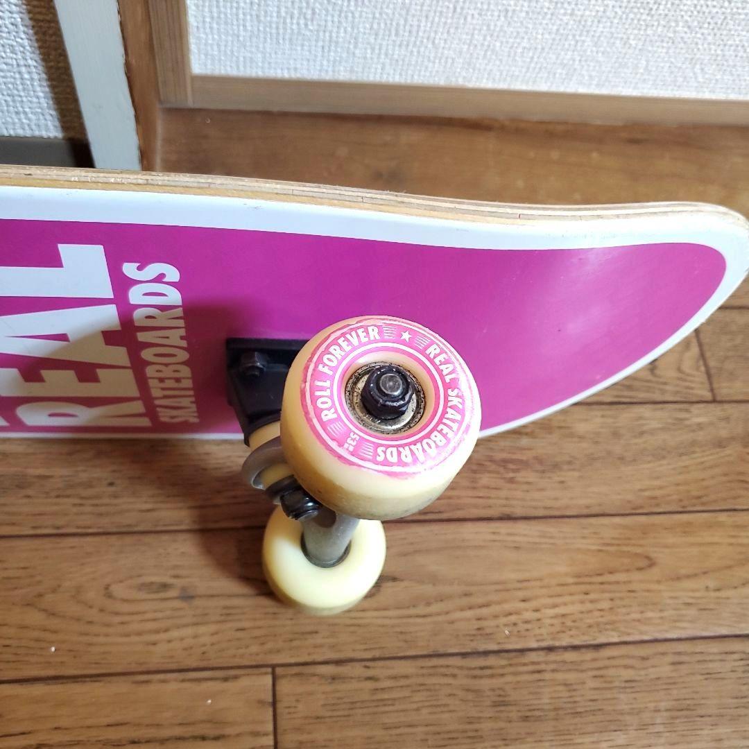 REAL SKATEBOARDS コンプリートスケートボード ストリートリアル
