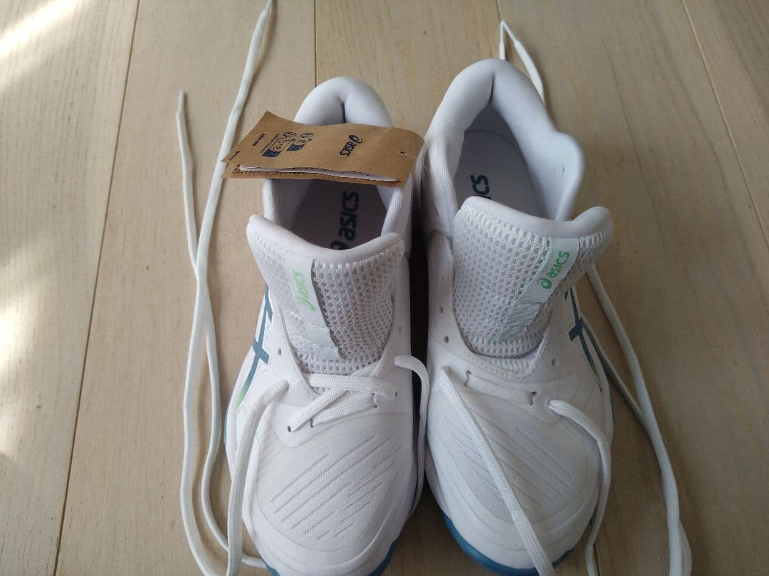 asics バレーボールシューズ 新品タグ付き