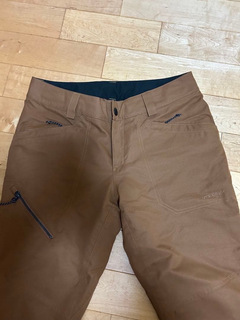 【中古品】スノボウェア　上下セットRIDE、VOLCOM レディース