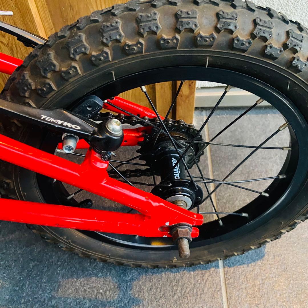【送料込み】ヨツバサイクル ヒーローレッド 14インチ　ヨツバゼロ