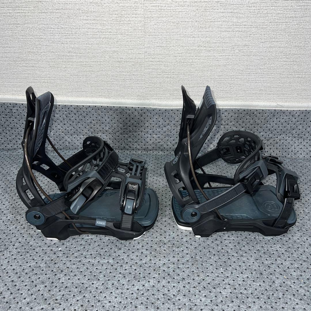 ２回使用 美品 FLOW FENIX バインディング Mサイズ