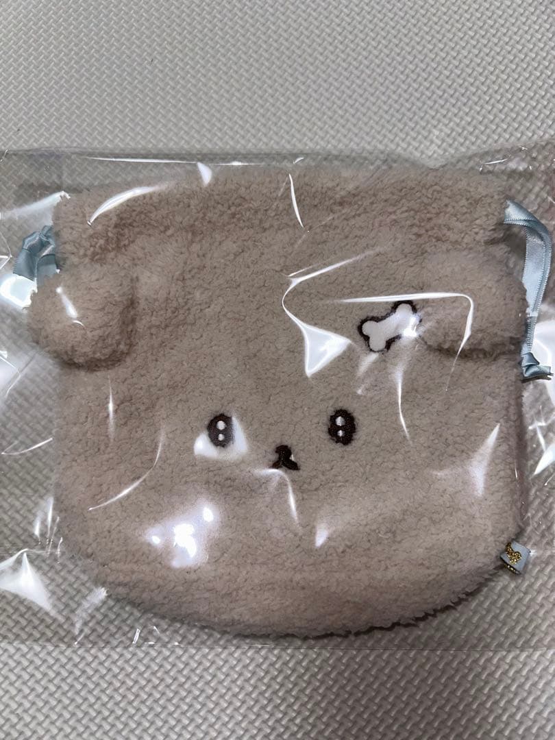 サンリオ　サンエックス　キャラクター　ポーチ　たまごっちチョコ缶
