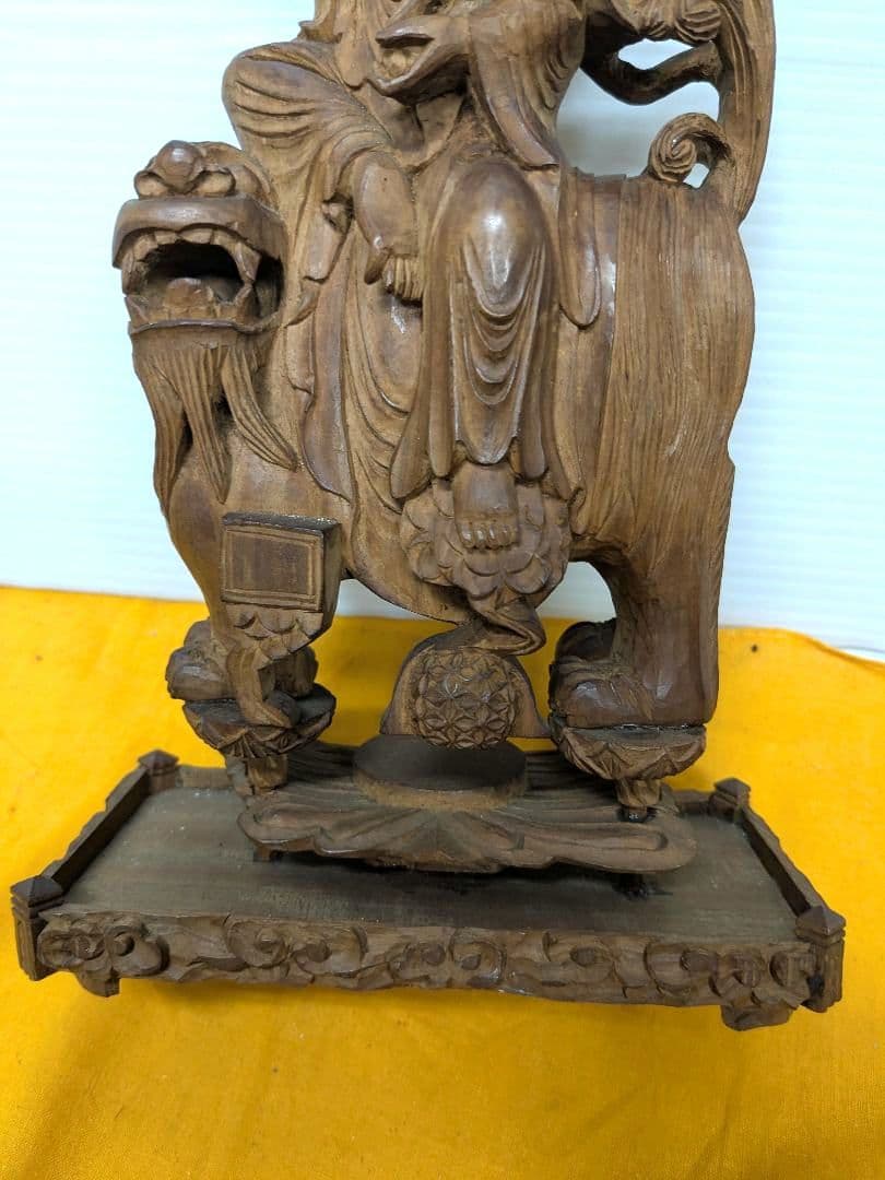白檀製 観音菩薩像·狛犬展示品