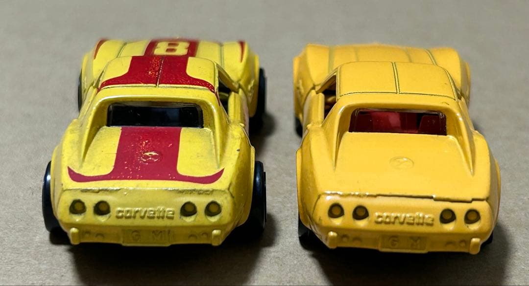 トミカ シボレーコルベットスティングレイ 2台セット