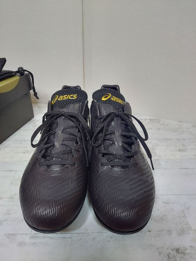 【新品未使用】asics アシックス スパイク 28.5cm ブラック 収納袋付