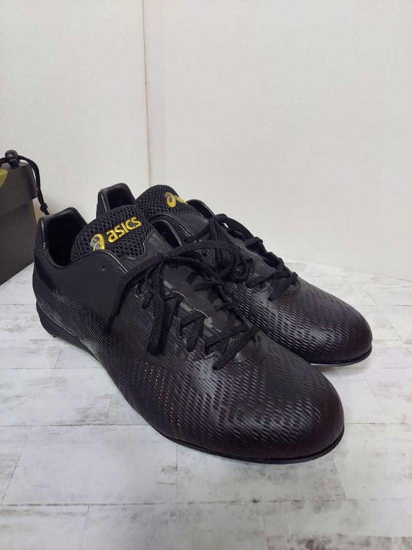 【新品未使用】asics アシックス スパイク 28.5cm ブラック 収納袋付